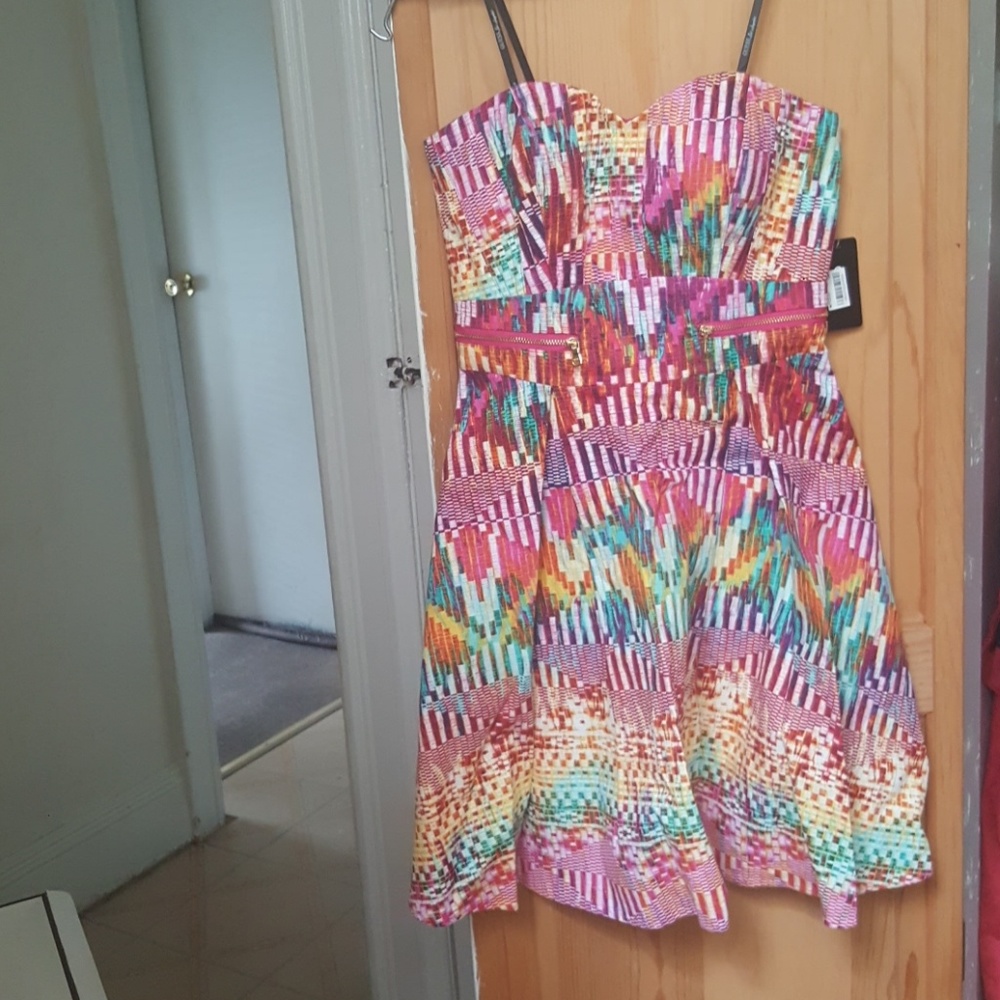New Guess dress